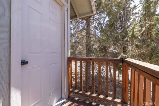 196 Sunset Lane, Sugarloaf, CA 92386