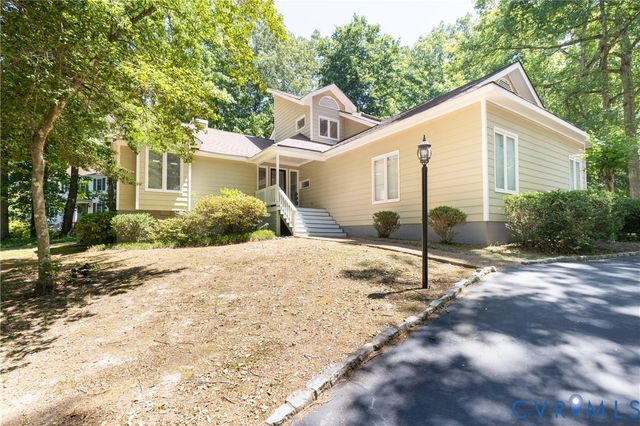 751 Blakeston Dr, Chesterfield, VA 23236