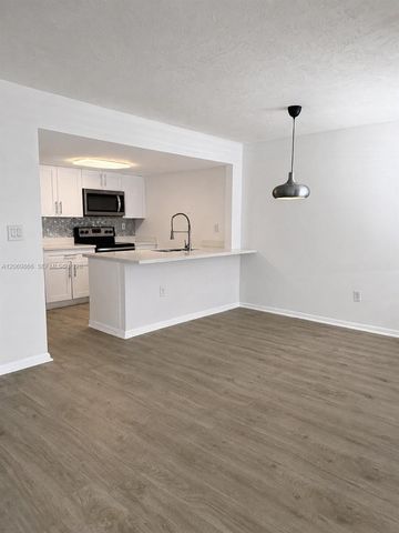 4500 SW 68th Ct Circle 5-3, Miami, FL 33155