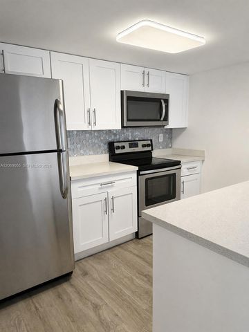 4500 SW 68th Ct Circle 5-3, Miami, FL 33155