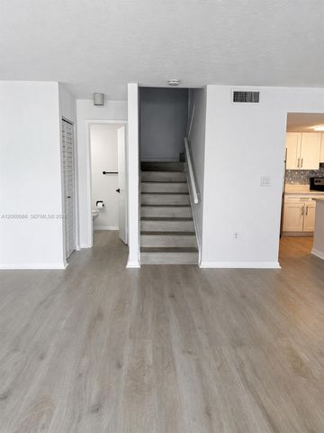4500 SW 68th Ct Circle 5-3, Miami, FL 33155