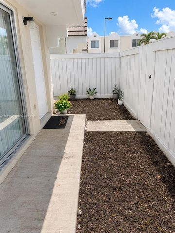 4500 SW 68th Ct Circle 5-3, Miami, FL 33155