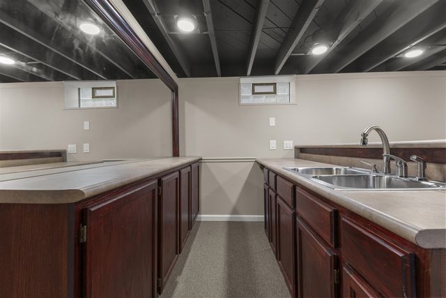24601 Carlysle Street, Dearborn, MI 48124