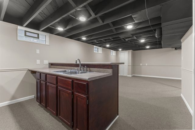 24601 Carlysle Street, Dearborn, MI 48124