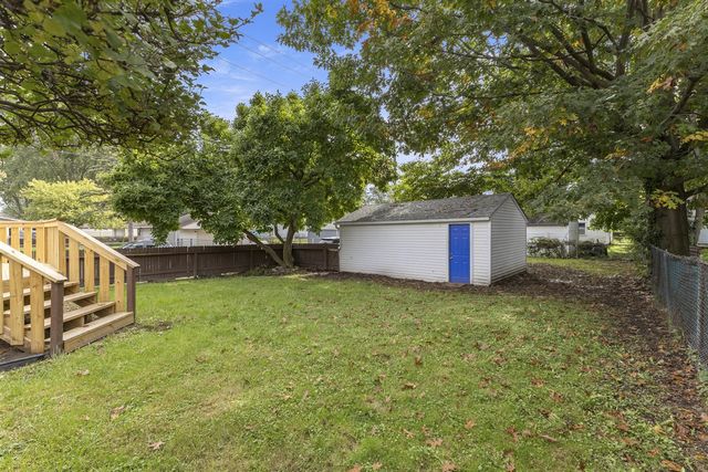 24601 Carlysle Street, Dearborn, MI 48124