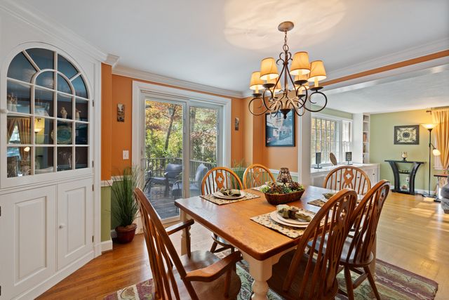 89 Goodrich Road, Glastonbury, CT 06033