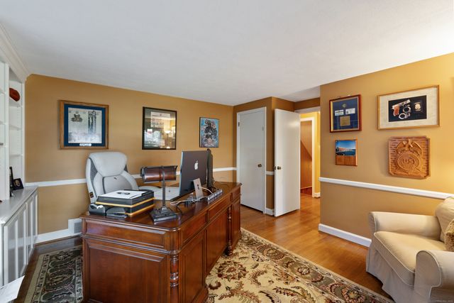 89 Goodrich Road, Glastonbury, CT 06033