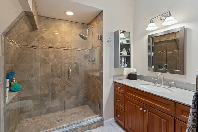 89 Goodrich Road, Glastonbury, CT 06033