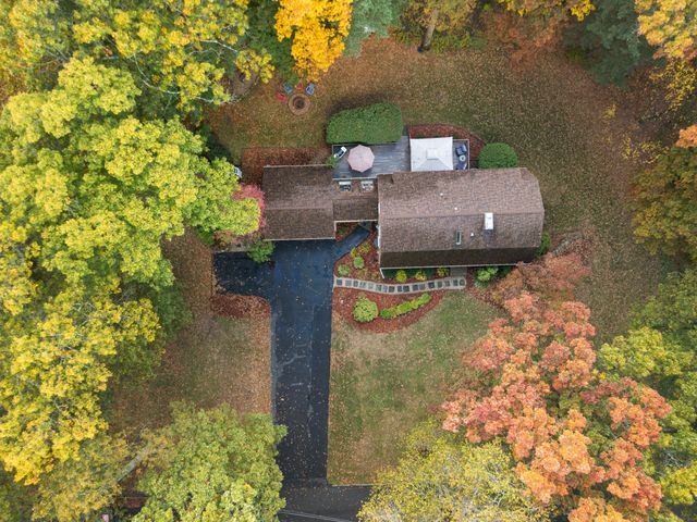 89 Goodrich Road, Glastonbury, CT 06033