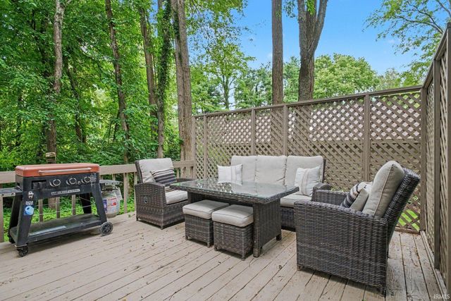 17991 Sable Ridge Drive, South Bend, IN 46635