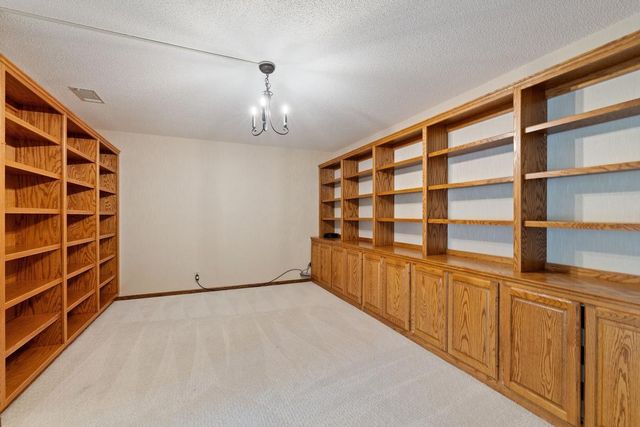 5100 S France Avenue S 305, Edina, MN 55410