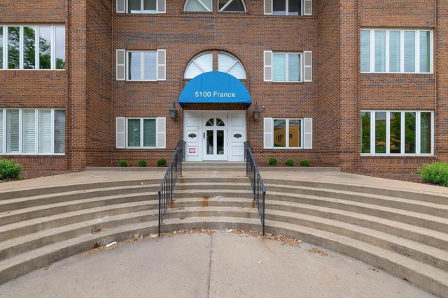 5100 S France Avenue S 305, Edina, MN 55410