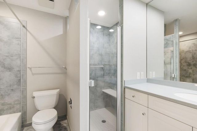 5100 S France Avenue S 305, Edina, MN 55410