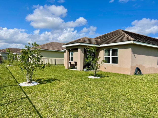 10574 SW Cambria Lane, Port St. Lucie, Port St Lucie, FL 34987