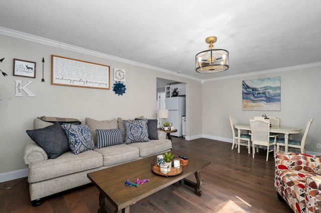 1607 W Belmont Street, Springfield, MO 65802