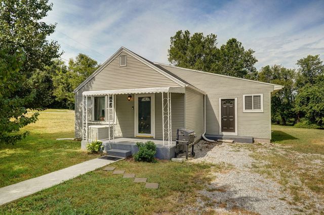 1607 W Belmont Street, Springfield, MO 65802