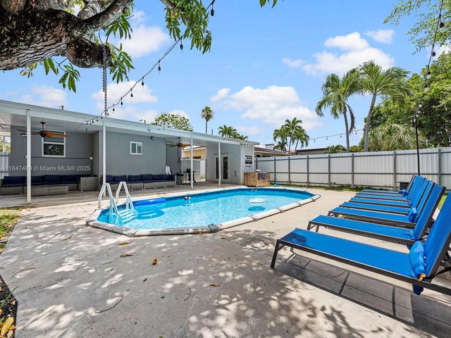 600 SW 31st Ave, Miami, FL 33135