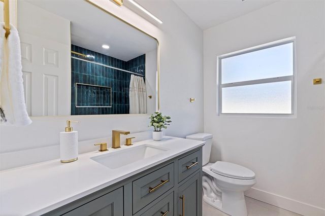 165 PINEWOOD AVENUE, Clearwater, FL 33765