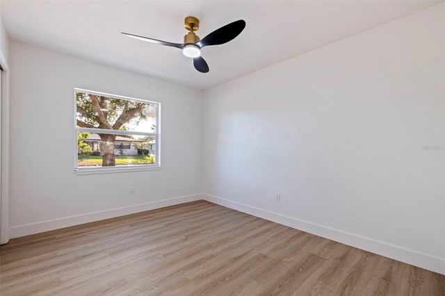 165 PINEWOOD AVENUE, Clearwater, FL 33765