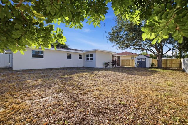 165 PINEWOOD AVENUE, Clearwater, FL 33765