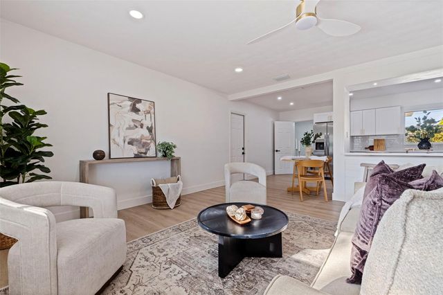 165 PINEWOOD AVENUE, Clearwater, FL 33765