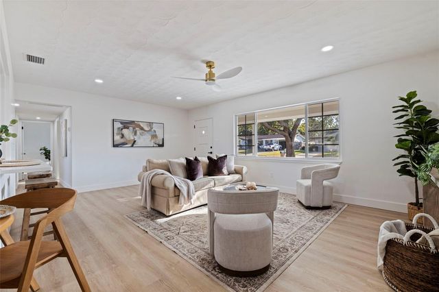 165 PINEWOOD AVENUE, Clearwater, FL 33765