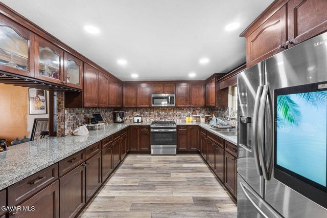 1350 Lincoln Ave, Lancaster, CA 93535