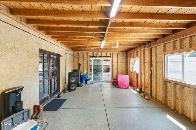 1350 Lincoln Ave, Lancaster, CA 93535