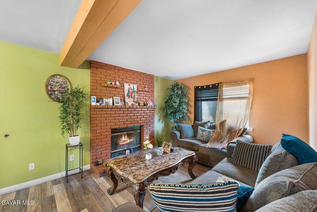 1350 Lincoln Ave, Lancaster, CA 93535