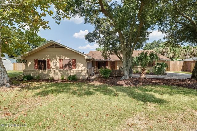 112 Driftwood Drive, Long Beach, MS 39560
