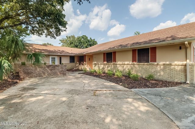 112 Driftwood Drive, Long Beach, MS 39560
