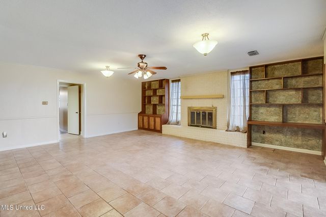 112 Driftwood Drive, Long Beach, MS 39560