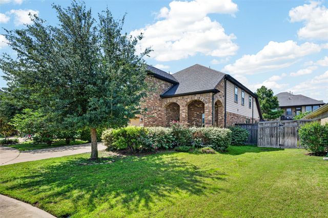 29122 Parker Trace Drive, Fulshear, TX 77441