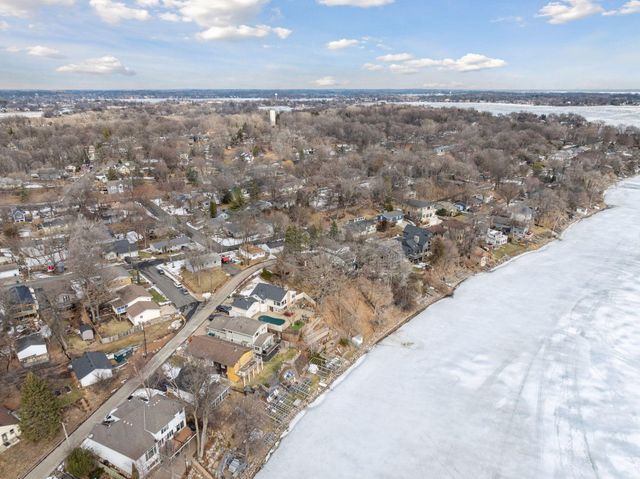 4877 Island View Drive, Mound, MN 55364