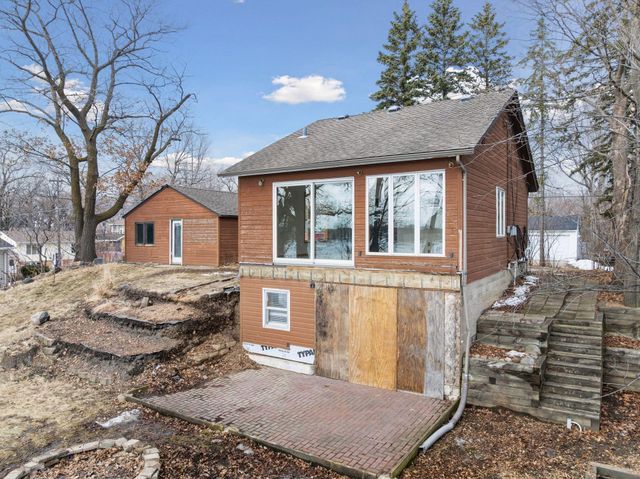 4877 Island View Drive, Mound, MN 55364