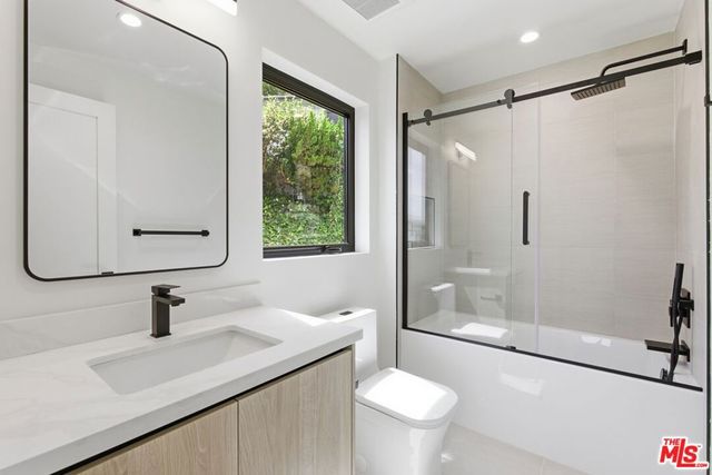 3845 Don Tomaso, Los Angeles, CA 90008