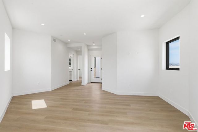3845 Don Tomaso, Los Angeles, CA 90008