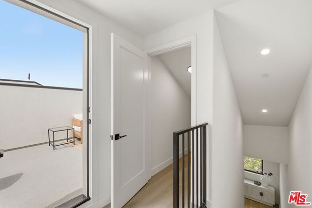 3845 Don Tomaso, Los Angeles, CA 90008