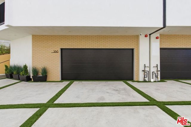 3845 Don Tomaso, Los Angeles, CA 90008