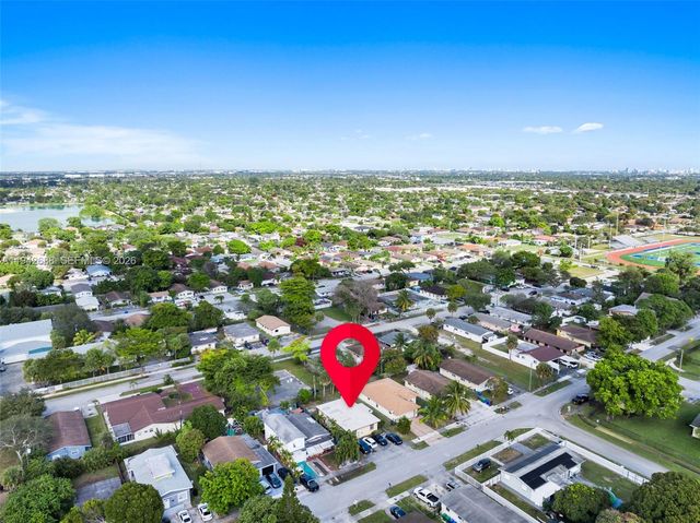 2821 NW 12th Ct, Fort Lauderdale, FL 33311