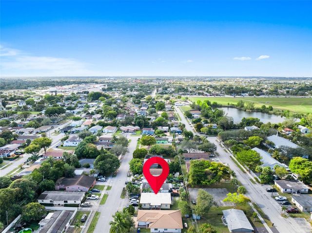 2821 NW 12th Ct, Fort Lauderdale, FL 33311