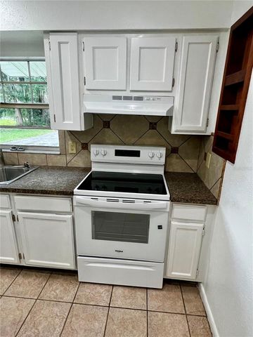 2948 NE 14TH AVENUE, Ocala, FL 34479