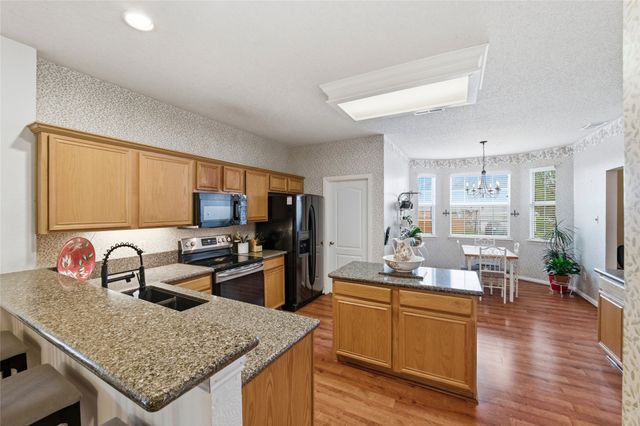 1015 Telluride Drive, Arlington, TX 76001