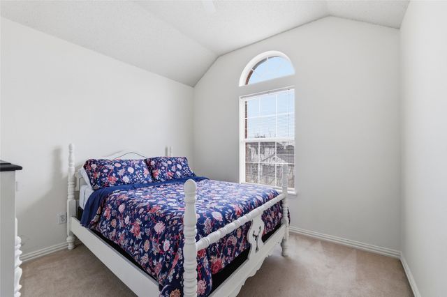 1015 Telluride Drive, Arlington, TX 76001