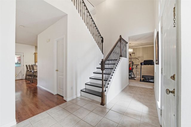 1015 Telluride Drive, Arlington, TX 76001