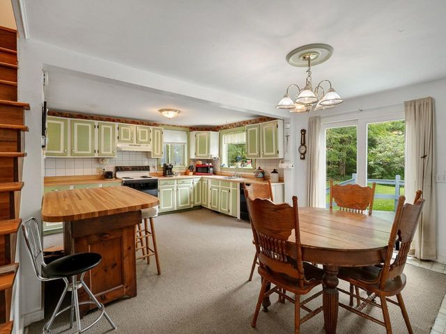 8 Krug Road, Underhill, VT 05489