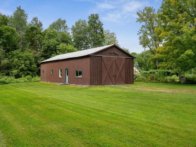 8 Krug Road, Underhill, VT 05489