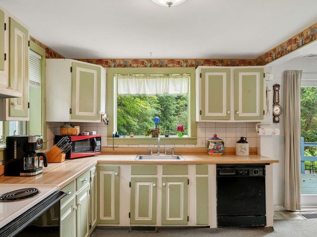 8 Krug Road, Underhill, VT 05489