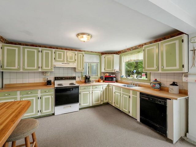 8 Krug Road, Underhill, VT 05489