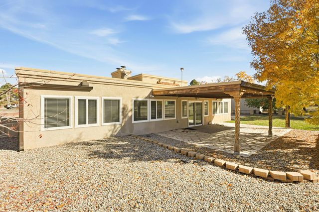 608 Willowbrook Lane, Rio Communities, NM 87002